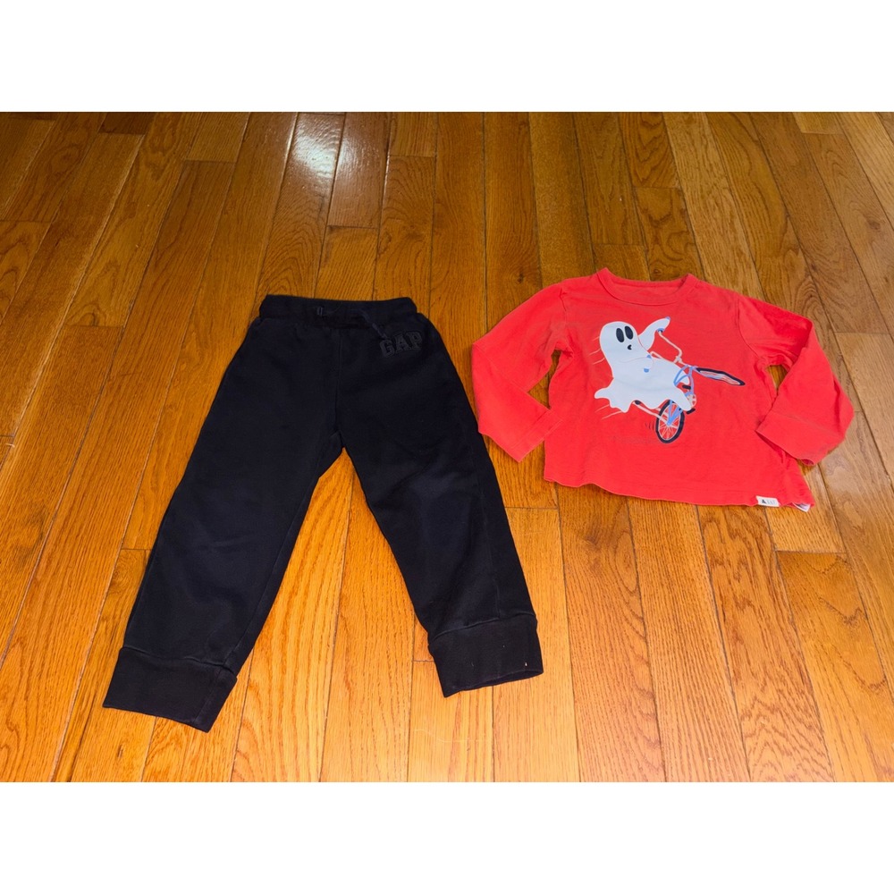 Gap Kids Toddler 4Y Red Ghost Halloween Graphic Tee  Black Jogger Sweatpants Set